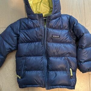 VGUC Patagonia Hi Loft down jacket, size 4T